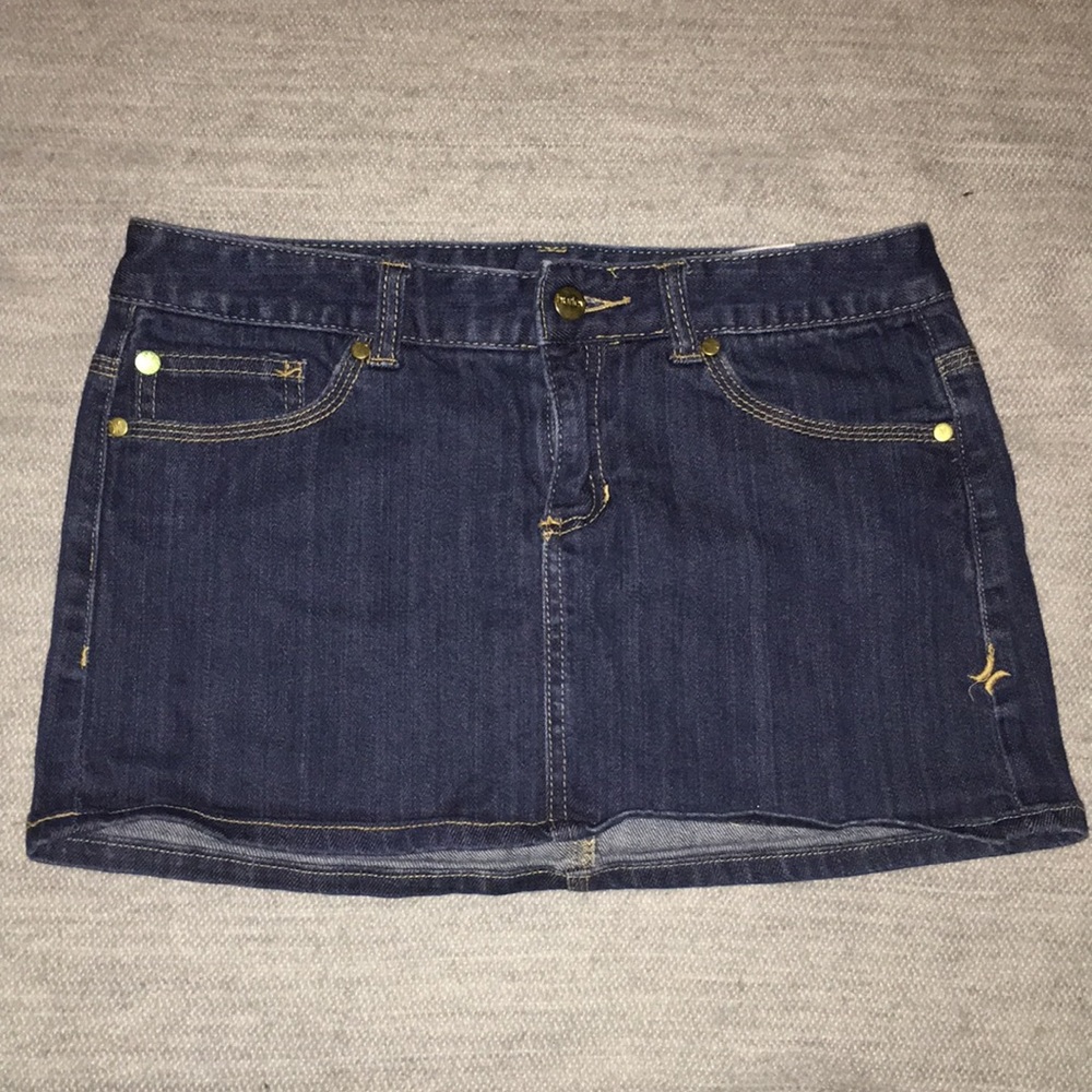 Hurley skirt